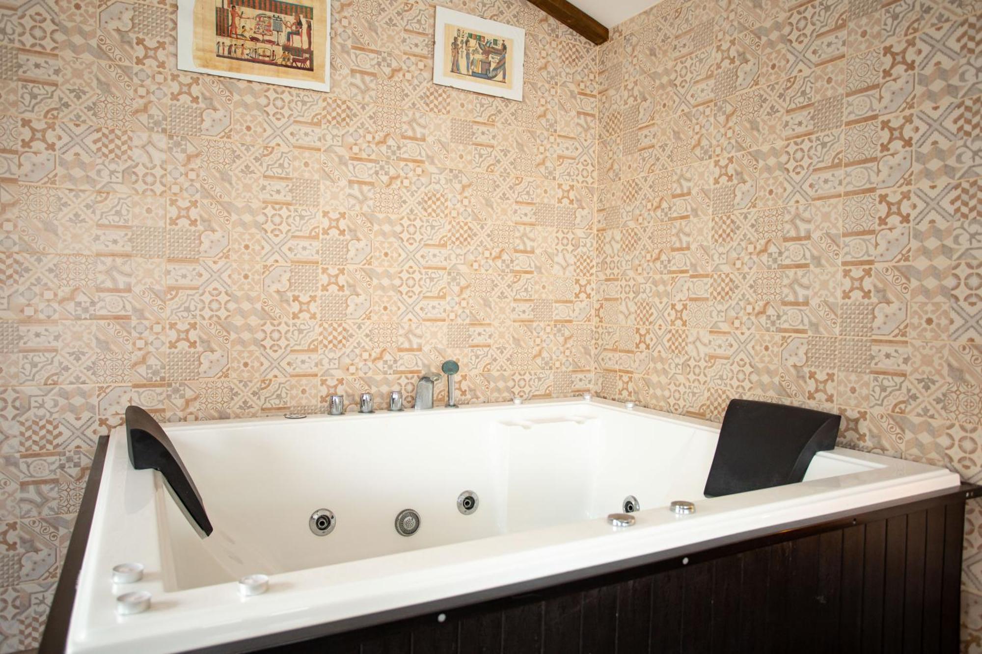Villa Egipto Con Jacuzzi Y Piscina Climatizada 奇克拉纳－德拉弗龙特拉 外观 照片